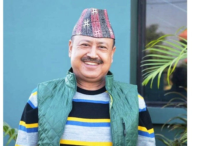 धनगढीमा हमाल  दोब्बर बढीमतले अगाडी