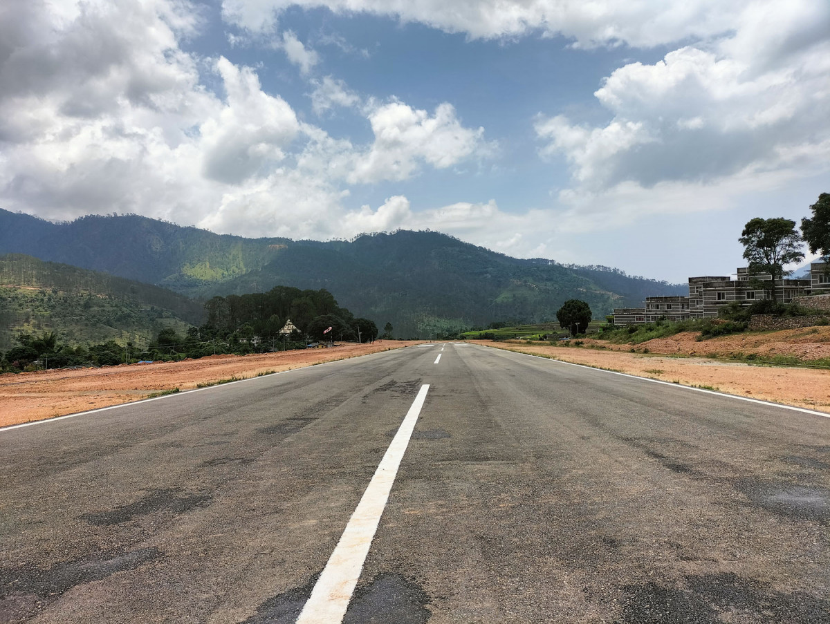 दसैँमा पनि बैतडीको हवाई सेवा सञ्चालन भएन