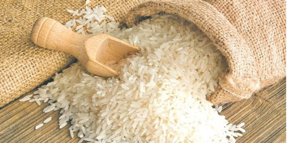 गोदाममा चामल कुहिन लाग्यो, साइपालका स्थानियलाई छाक टार्न समस्या