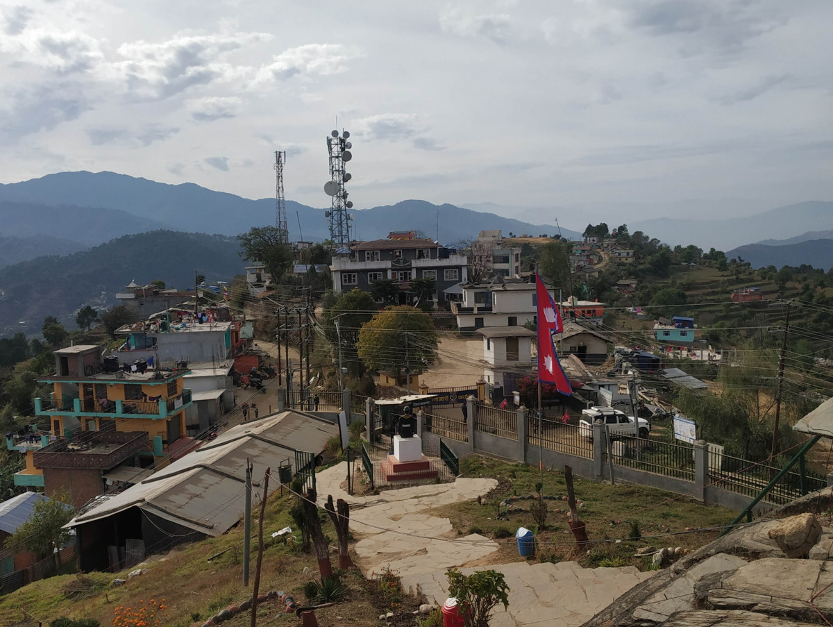 ऐतिहासिक अमरगढी किल्ला जीर्ण बन्दै