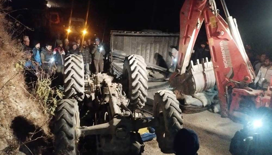 बाजुरामा ट्याक्टर दुर्घटना, चार जनाको घट्नास्थलमै मृत्यु